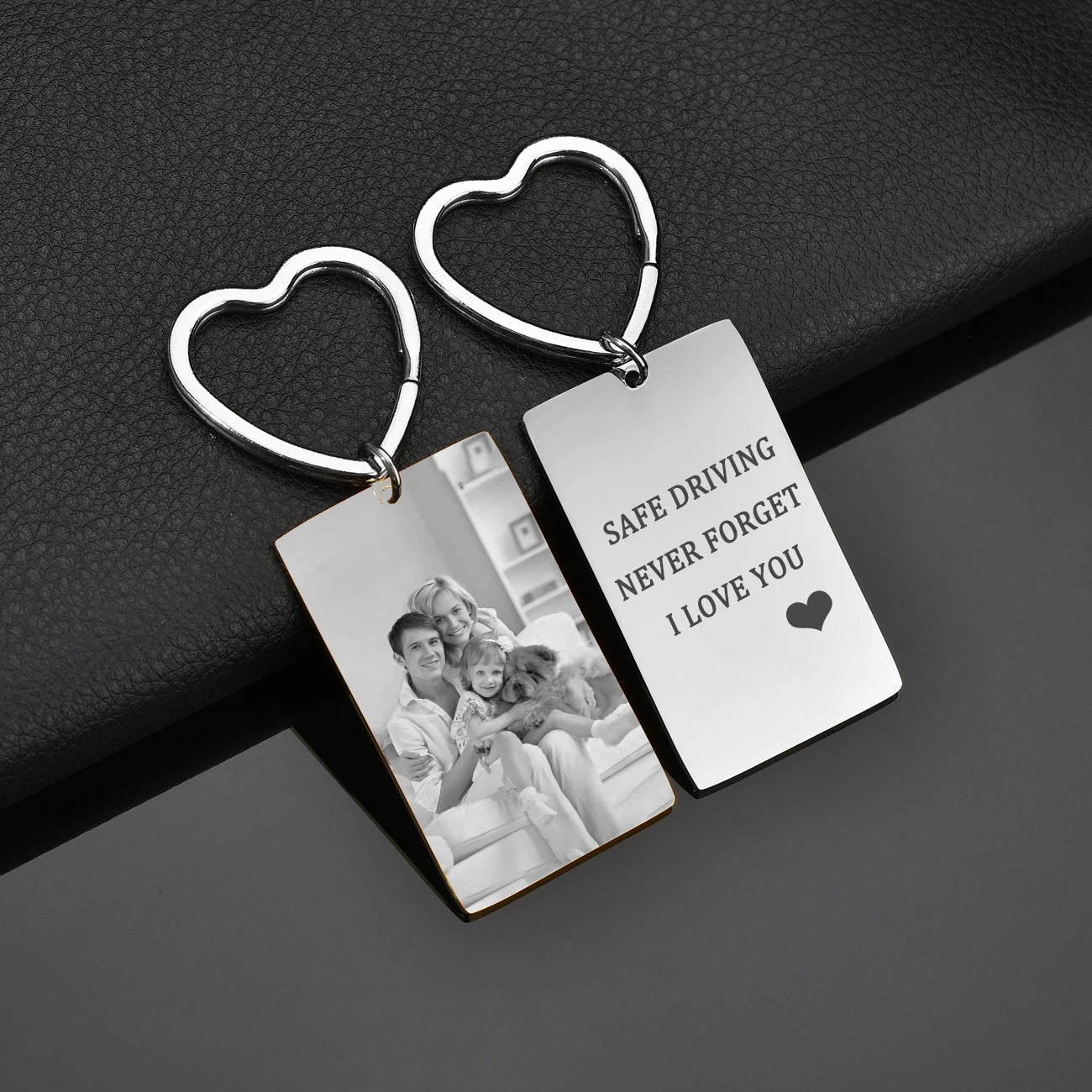 🔥 Akizoom Punk Personalized Stainless Steel Keychain – Custom Name & Photo Engraved Gift 🎁